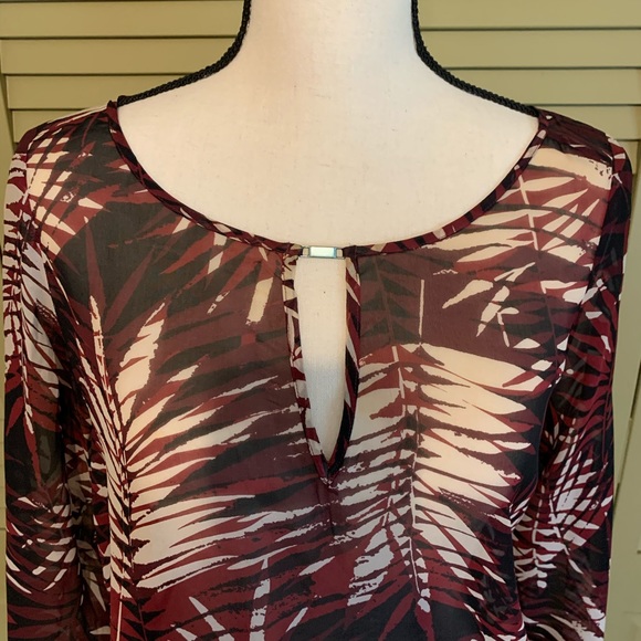 Beautiful Palm Pattern Silk Blouse - Picture 8 of 14